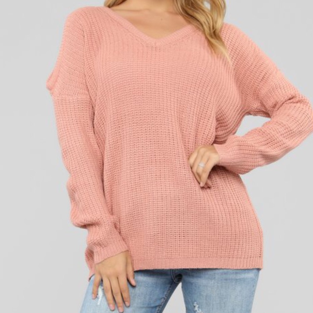 KNITTED WINTER SWEATERS: PINK, WHITE Slight V-Neck